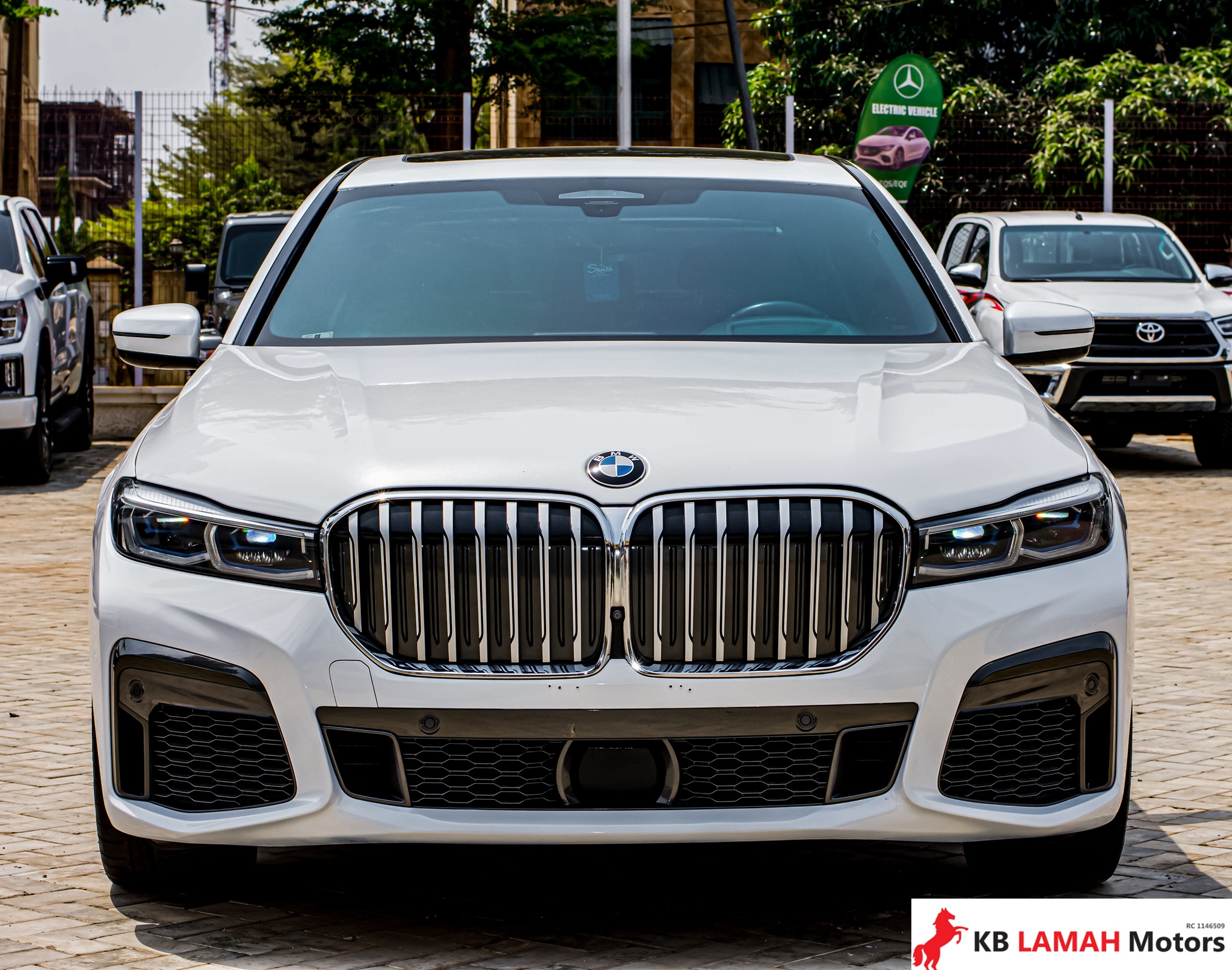 BMW 750i 2019